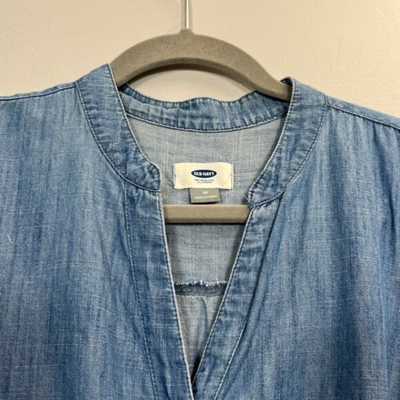 Old Navy button down light denim dress medium - Picture 3 of 5
